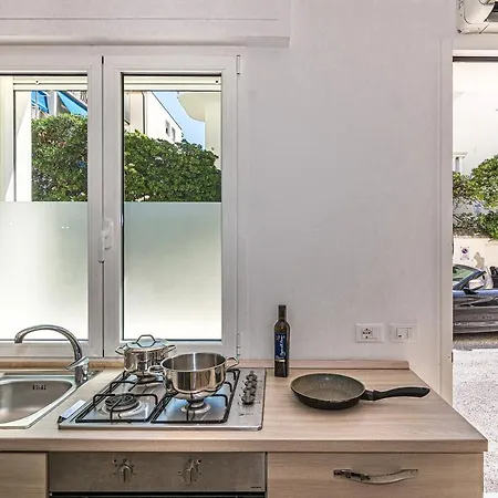 La Casa Sul Lungomare Di - Litore Domus