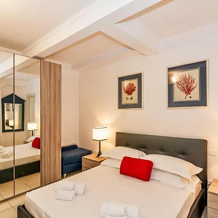 Апартаменты La Casa Sul Lungomare Di - Litore Domus *
