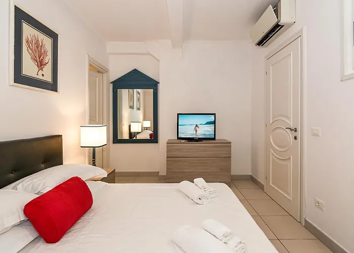 Апартаменты La Casa Sul Lungomare Di - Litore Domus